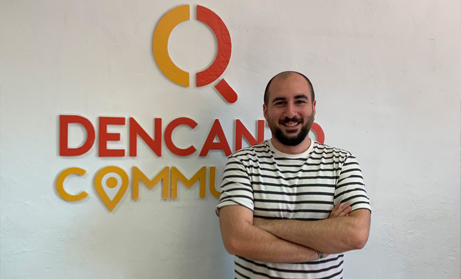 Pedro Mercado del Curso Superior Diseño y Desarrollo Web trabaja en Dencanto Community